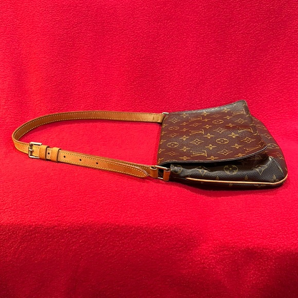 💎✨Louis Vuitton Musette Tango Short Monogram Leather Shoulder Bag✨💎 - Picture 3 of 11